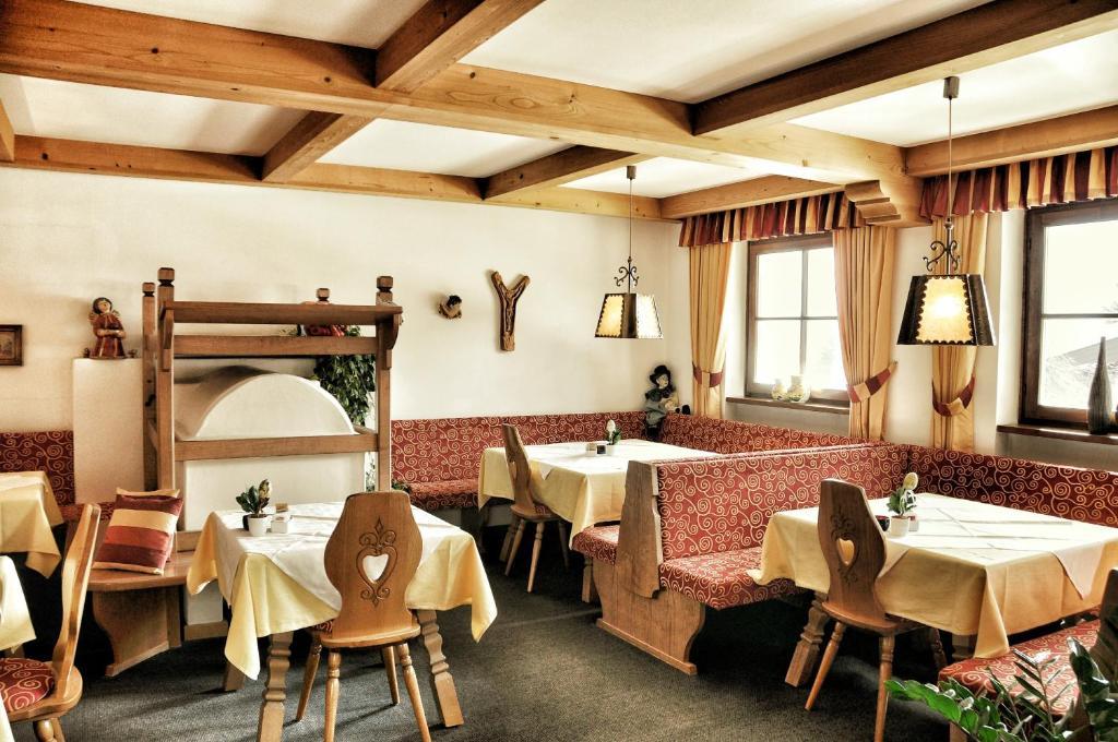 Panorama Garni Ingrid Hotel Dobbiaco Kültér fotó