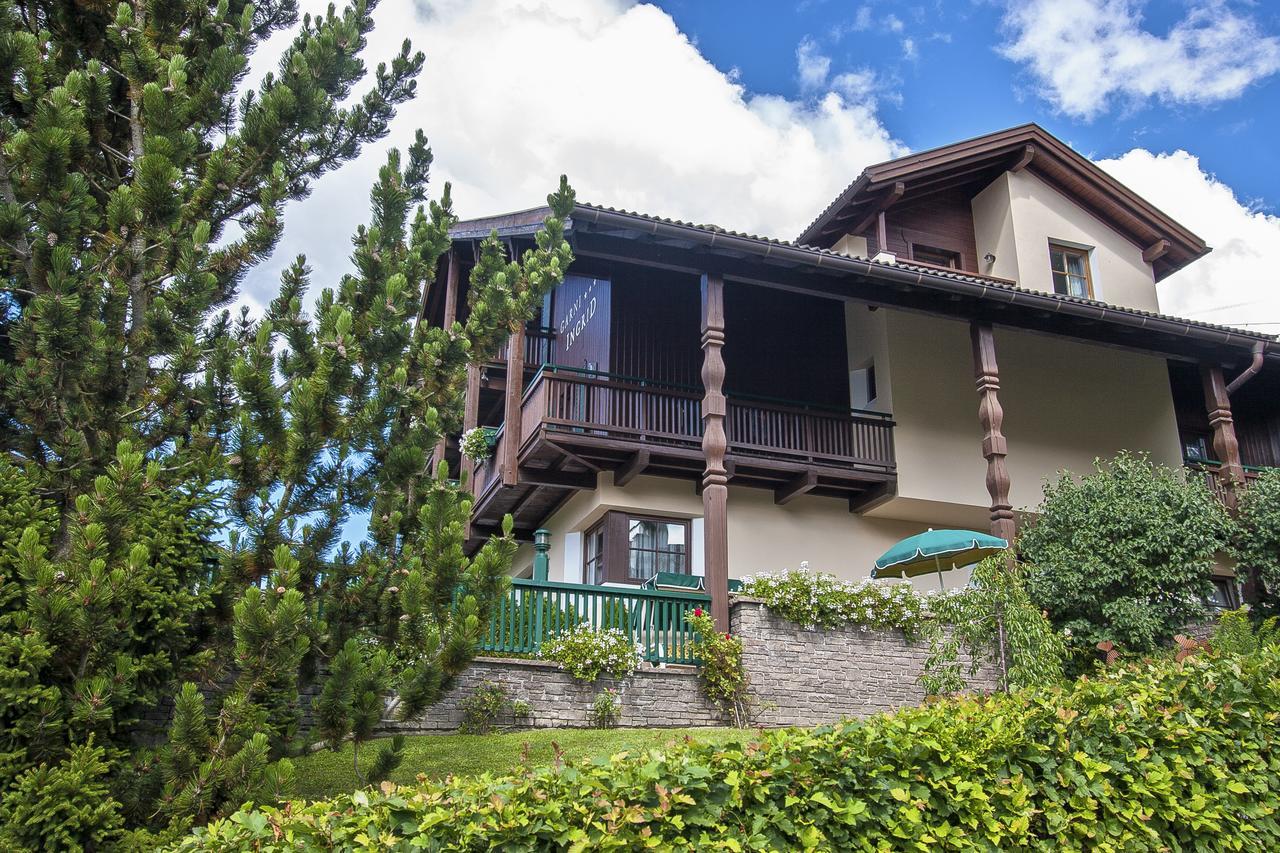 Panorama Garni Ingrid Hotel Dobbiaco Kültér fotó