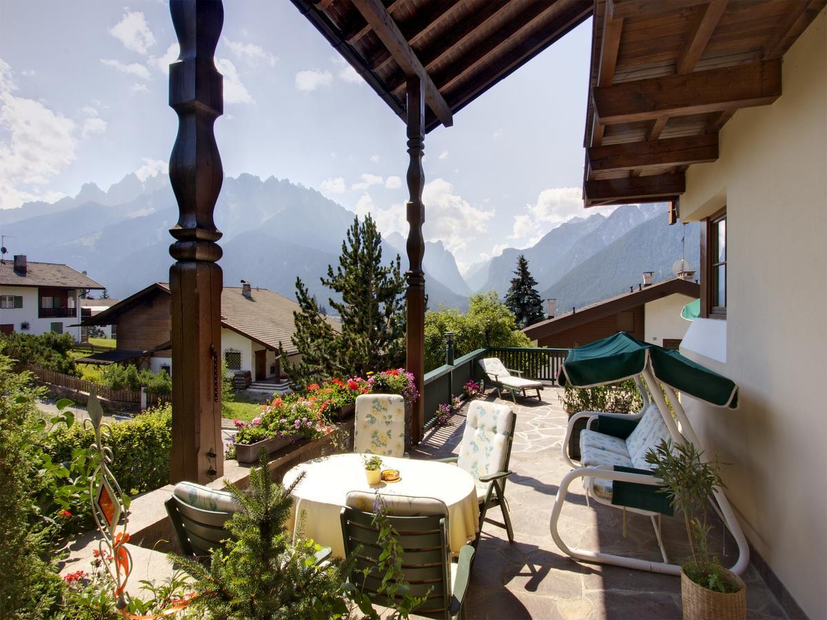 Panorama Garni Ingrid Hotel Dobbiaco Kültér fotó